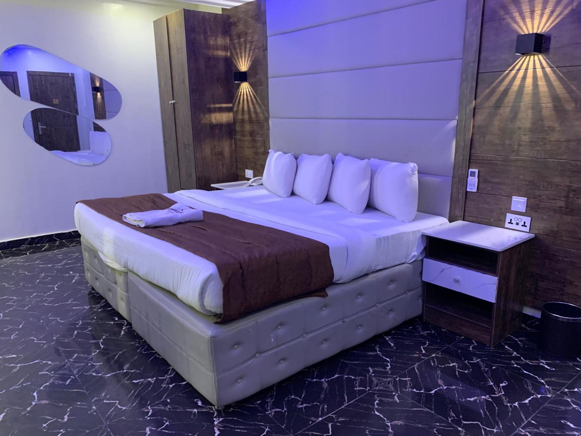Hotel Presken Kuramo Waters Lagos